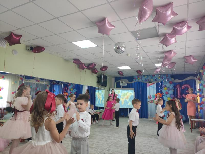 Веселая полька